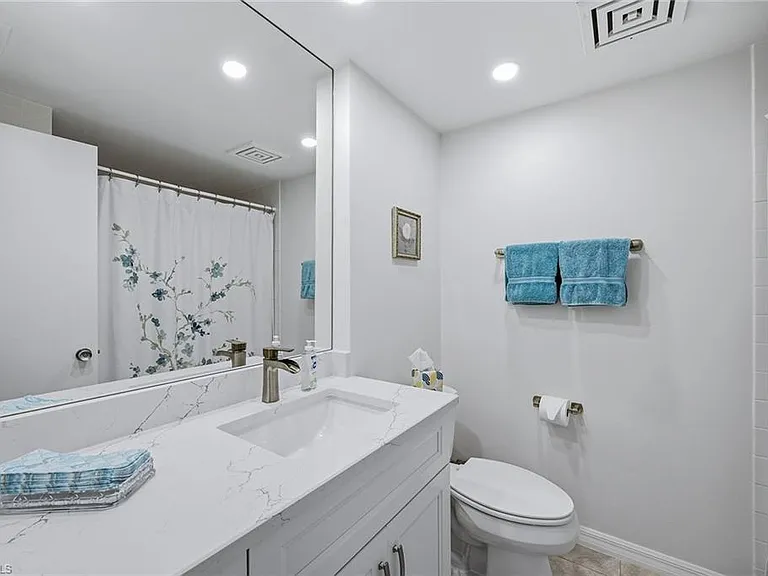 4031 Gulf Shore Blvd N #3B — Photo 19