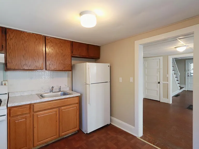 39 Moran Ave — Photo 14