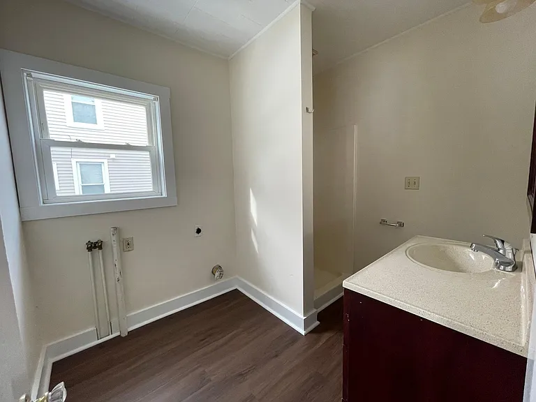 125 South St — Photo 4