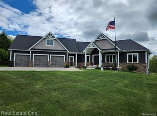 16130 Tindall Rd, Davisburg, MI 48350