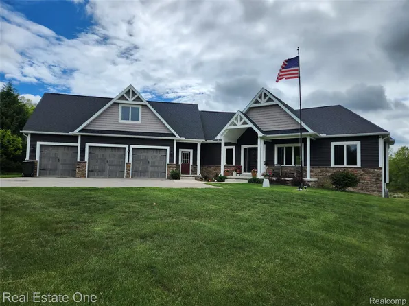 16130 Tindall Rd, Davisburg, MI 48350