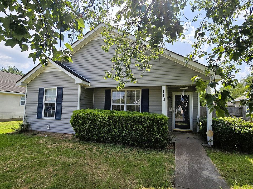 1st image of 110 Kensington Cir
