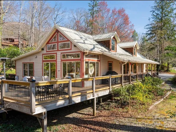 20 Meeks Rd, Black Mountain, NC 28711