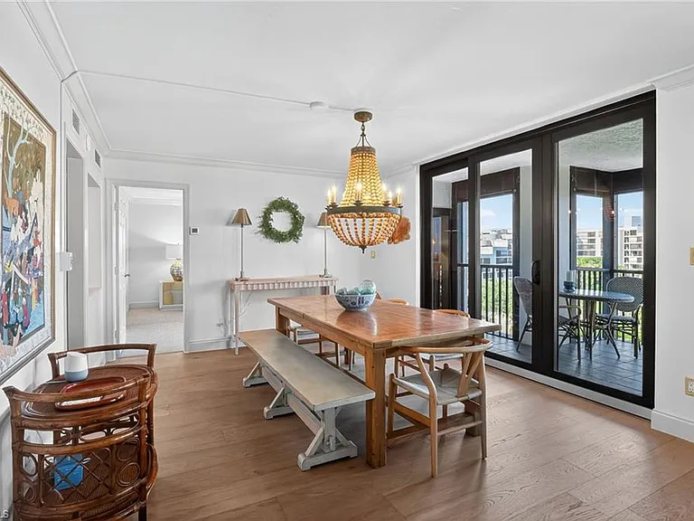 2400 Gulf Shore Blvd N #603 — Photo 16