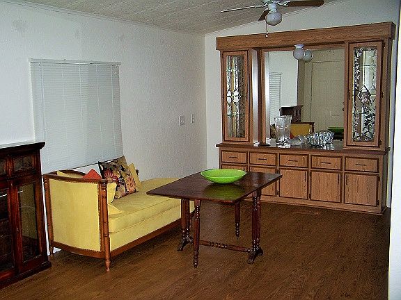 5th image of 260 E Bradley Ave Space 64