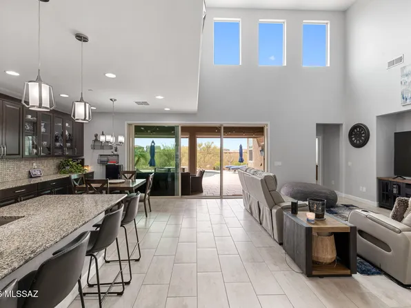 5648 S Saguaro Wash Trl, Tucson, AZ 85747