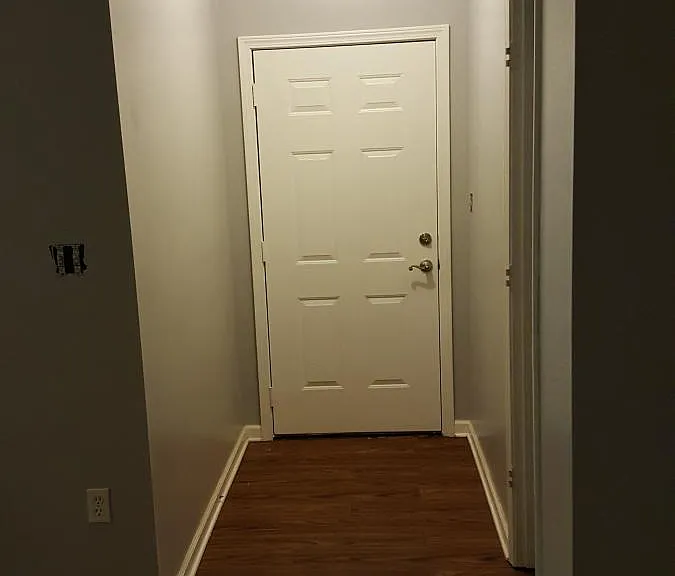 12254 Five Oaks Dr — Photo 2