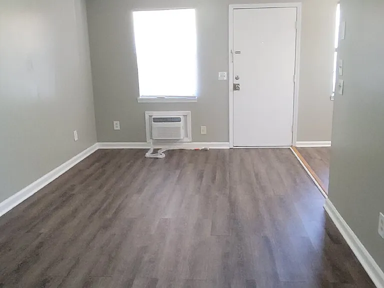 4419 Bonnell Dr NW #1 — Photo 2