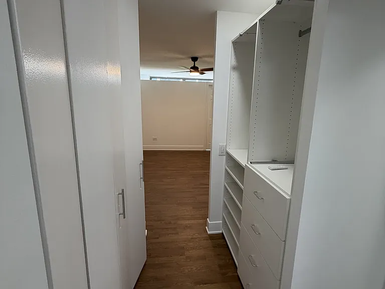 1540 N Lasalle St #403 — Photo 16