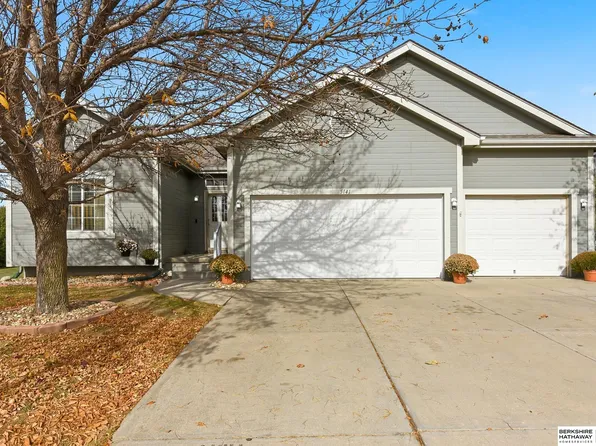 5141 N 159th Cir, Omaha, NE 68116