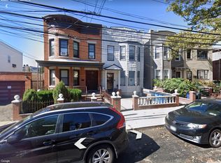 57-24 69th Ln #1, Maspeth, NY 11378