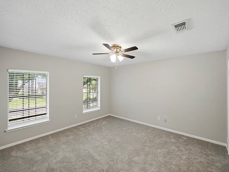 8130 Sunny Ridge Dr — Photo 29