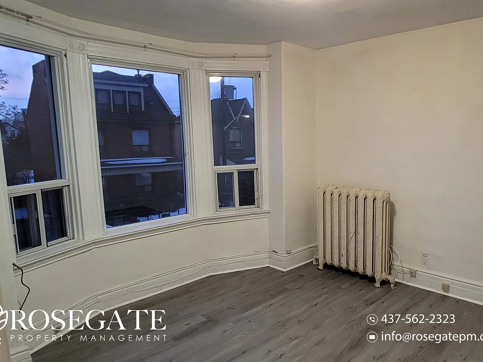 98 Tisdale Street North Hamilton — Photo 4
