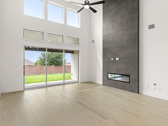 7th image of this home
