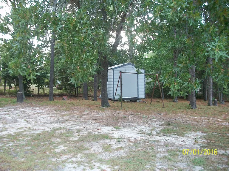 2851 Wells Dr — Photo 3