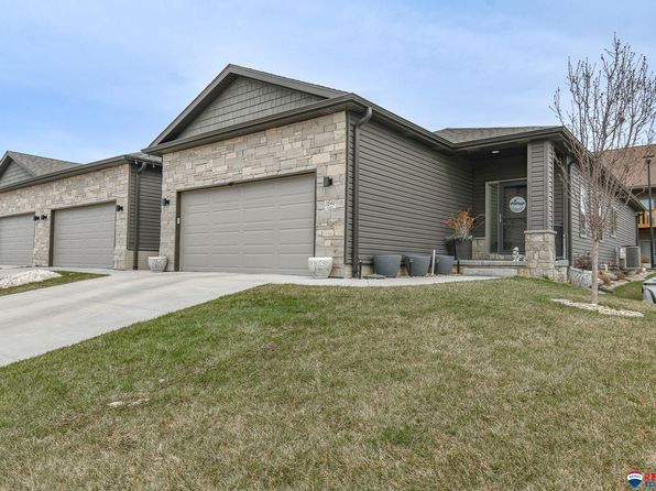 3848 Cabo Dr, Lincoln, NE 68516