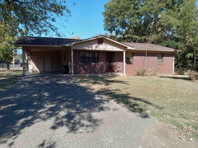 713 Meadowbrook Dr, Mena, AR, 71953