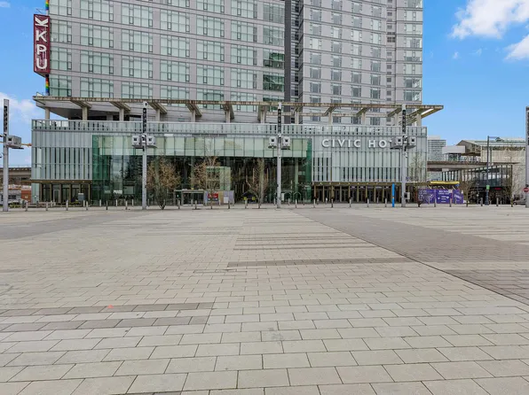 13495 Central Ave #4304, Surrey, BC V3T 0K2