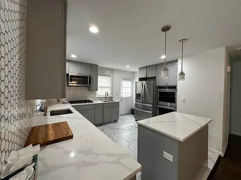176 Merwin Ave — Photo 8