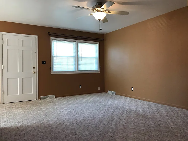 105 Beechwood Avenue Duplex — Photo 7