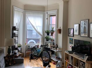 136 N 21st St APT 2F, Philadelphia, PA 19103