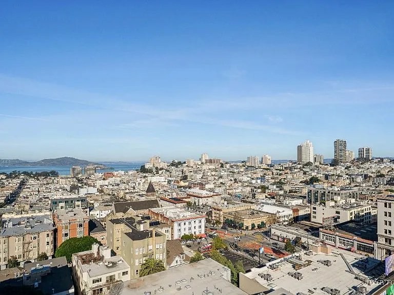 2040 Franklin St #1107 — Photo 14