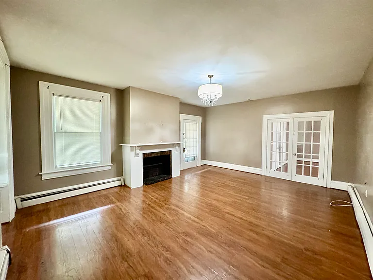 380 Seminary Ave #1 — Photo 7