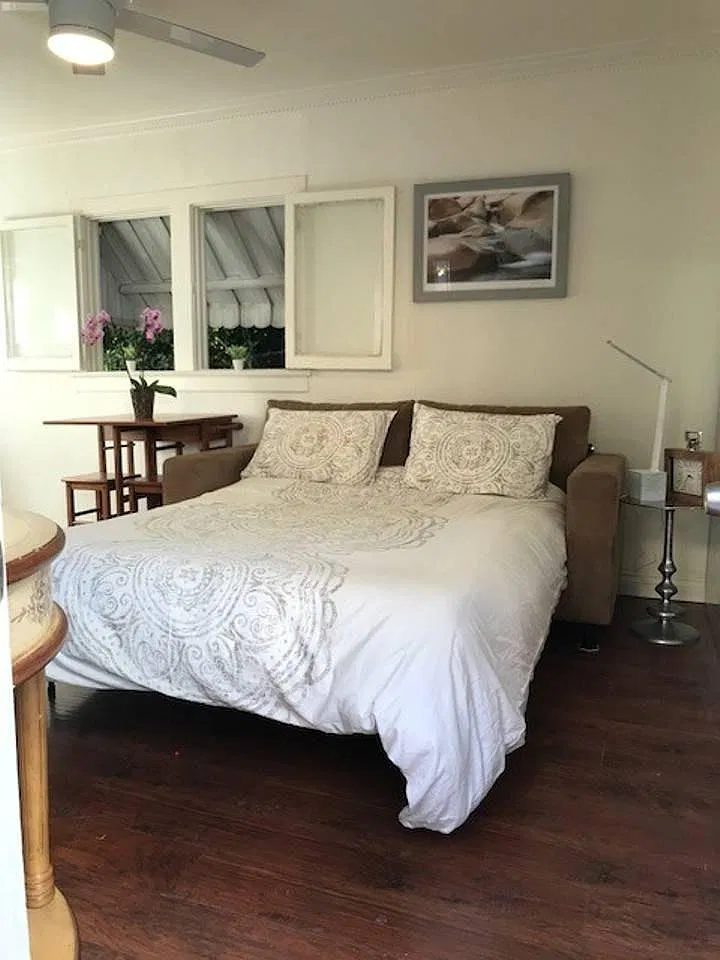 Studio, 400 sqft, $1,850 — Photo 4