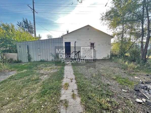 310 S Edmunds St, Mitchell, SD 57301