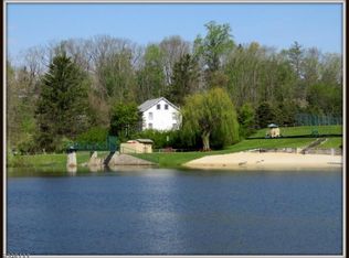 951 W End Dr, Newton, NJ 07860