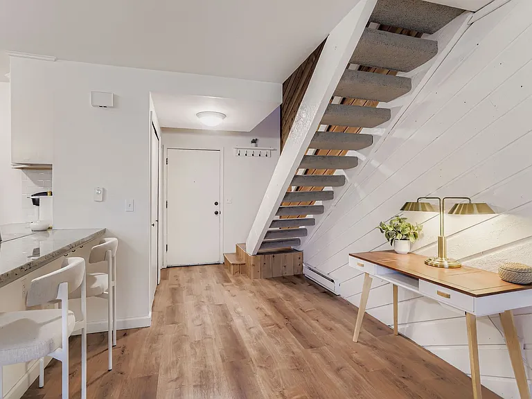 827 Maxwell Ave #H — Photo 7