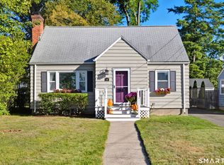 18 Saint James Street, West Hartford, CT 06119