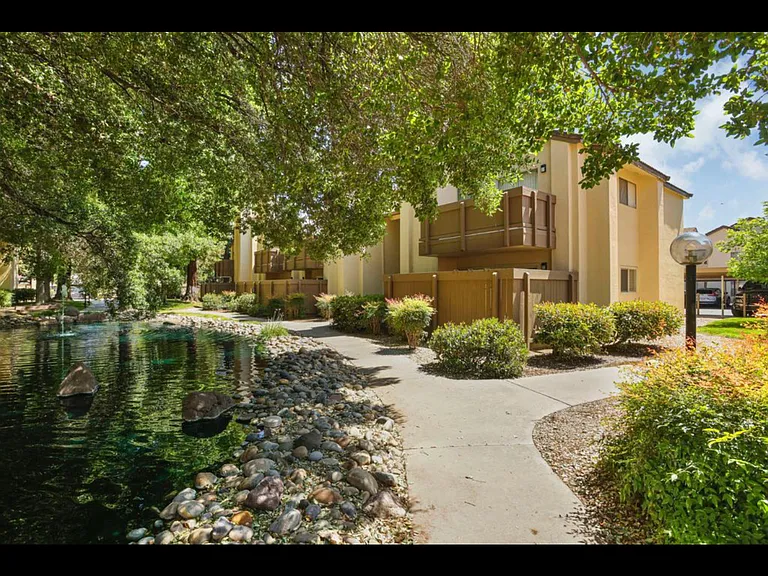 3701 Colonial Dr #228 — Photo 8