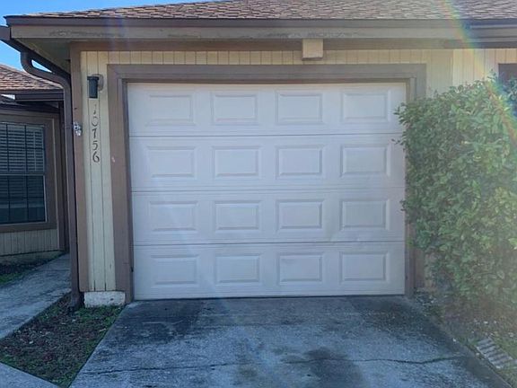 2nd image of 10756 Ironstone Dr N