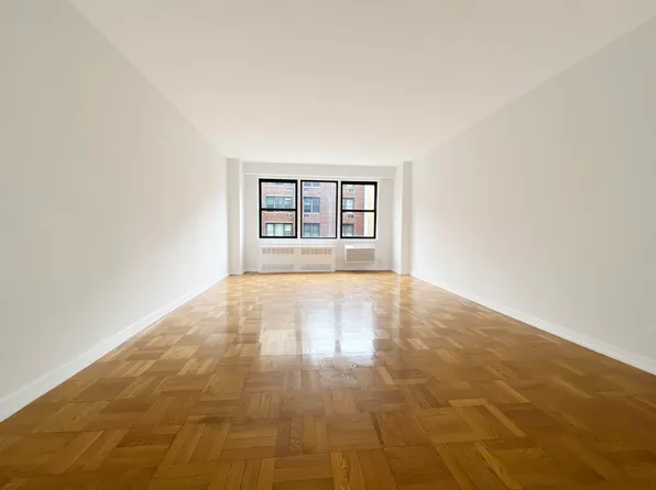 200 E 15th St, New York, NY