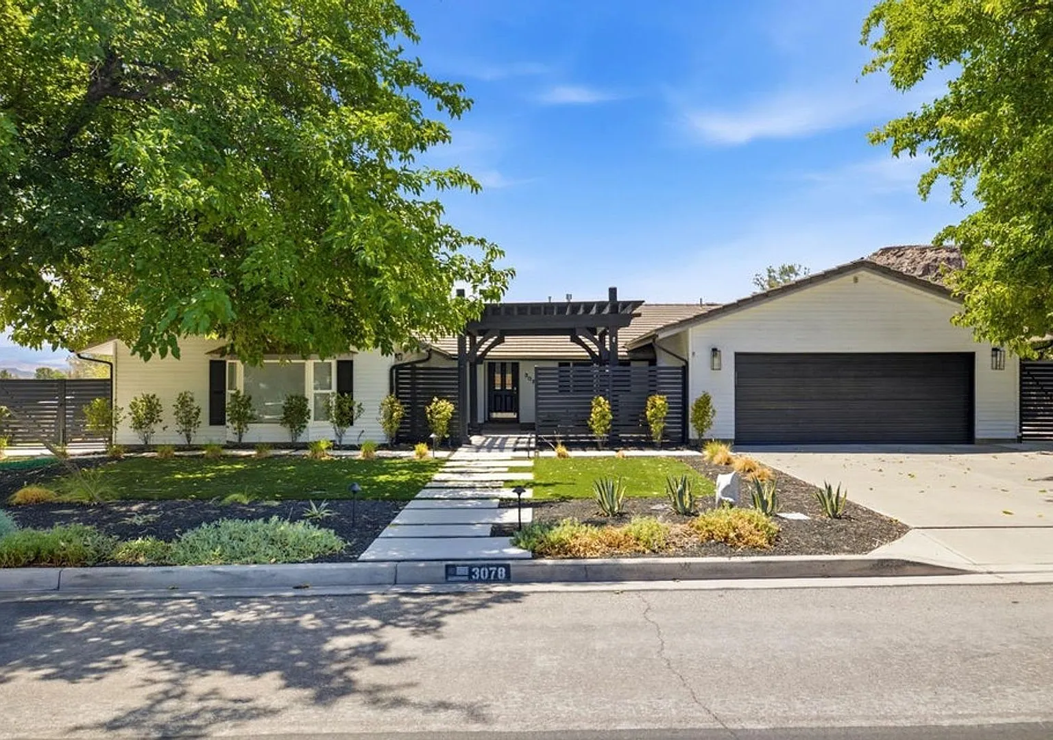 Your Next Chapter Starts Here! 5 Bedroom Home! — Photo 1
