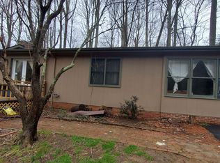 153 Fox Hill Rd, Vilas, NC 28692