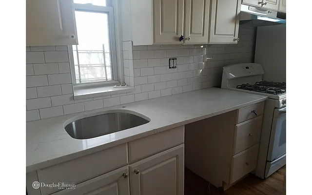 Rented by Douglas Elliman | media 5