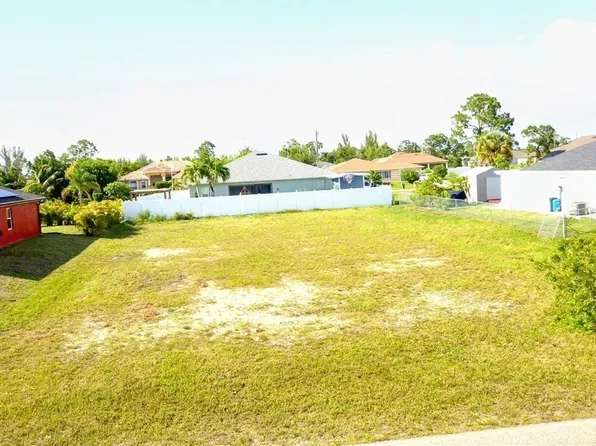 2821 NW 26th St, Cape Coral, FL 33993