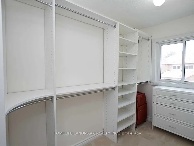 4887 Natkarni Cres — Photo 19