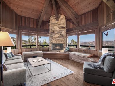 2260 Tuna Canyon Rd, Topanga, CA, 90290