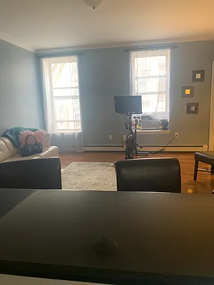 Rented by Manhattan Spaces | media 26