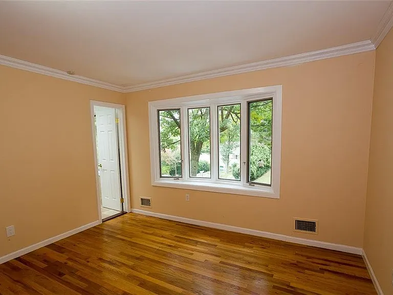 49 Soulice Pl — Photo 11