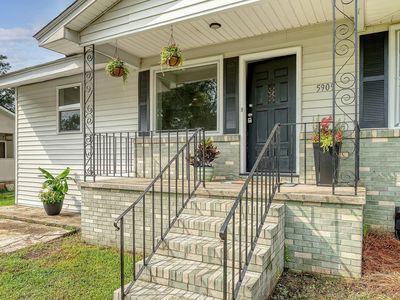 5909 Oak St, Hanahan, SC, 29410