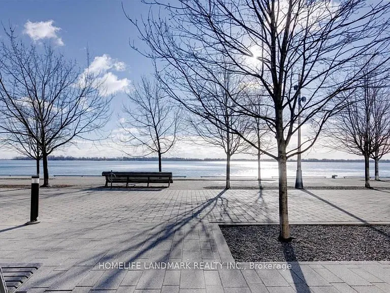 29 Queens Quay E #1019 — Photo 11
