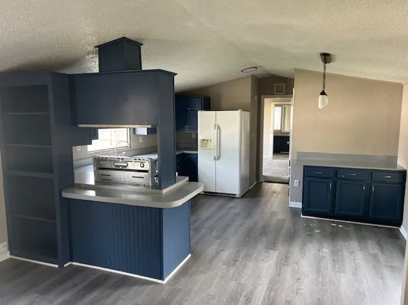 2141 Patricia Pl, Manhattan, KS 66502