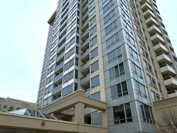 8 Rean Dr Unit 708, Toronto, ON M2K 3B9