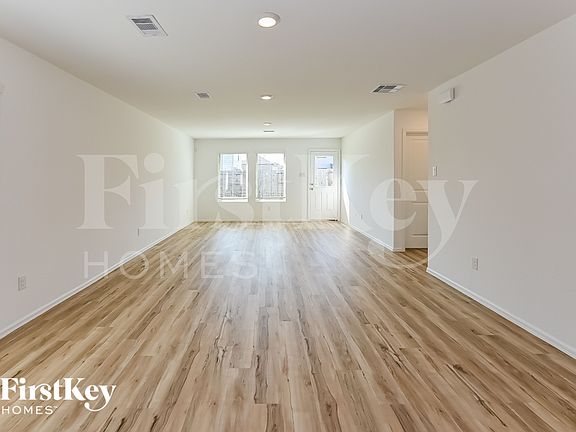 4th image of 8814 Bar Harbor Dr
