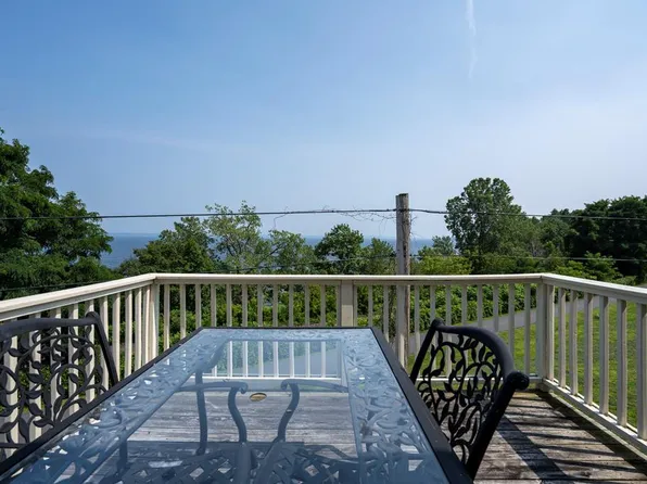 6 Grand Isle Way, Plattsburgh, NY 12903