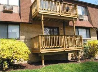291 Richard Ct, Pomona, NY 10970
